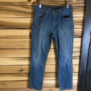 Levi’s 541 athletic taper fit Men's Jeans red tab size 30x28 (tag size 30x30)